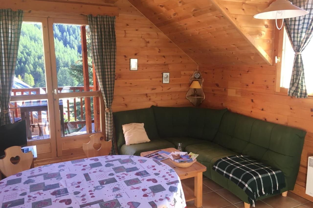 Le Cubet Hameau Des Chazals Nevache Hautes Alpes Kültér fotó